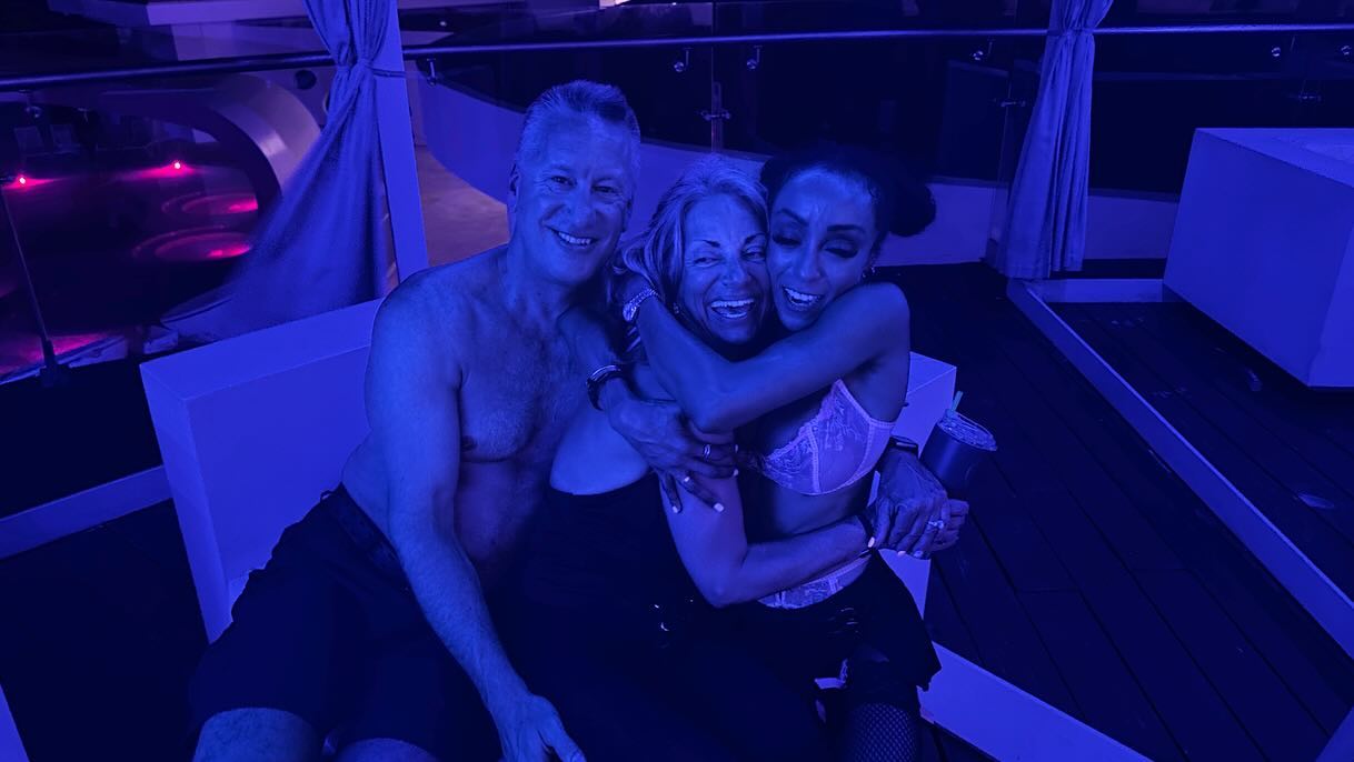 @temptationcancunresort 🙌🏽🇲🇽🏝️ #SpringBreak2024 
She was my mommy! Absolutely love these guys cannot wait to see them again!! so grateful to have met such lovely genuine compassionate people on the same level and to have spent so much time and made epic memories - we had the best time!!