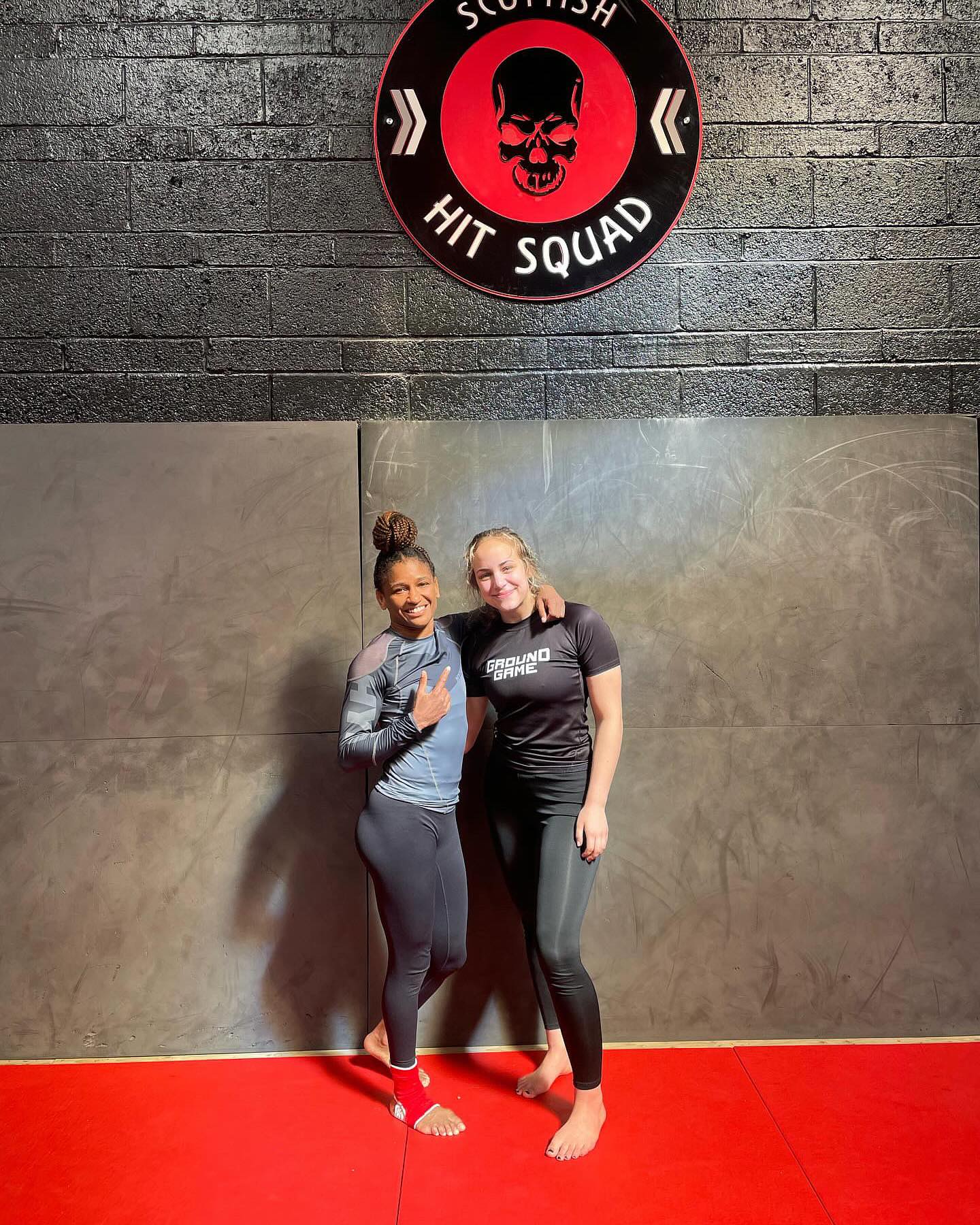 Huge thanks to the folks at @griphouse and @brianmartingallacher for welcoming me into your gyms and keeping me in shape during our trip to #Glasgow. Hope to get more training in when we come back in Sept! #MMA #Scotland
