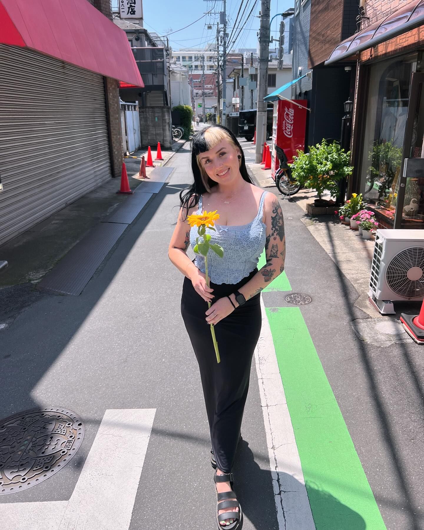 Loving Japan so far! 🇯🇵 Have you been before? ❤️ Did a little exploring in Shinjuku, now off to Kyoto 😍