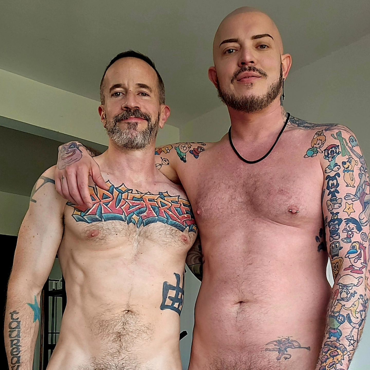 Just hanging out w my bro @whoisjerdaddy 
Guess what we did? 😈

#picoftheday #lgbt #lgbtq #lgbtqia #gay #queer #tattoo #tattoos #friends #bobbyknight #collab #fyp #foryou #discover #fypシ #fypage