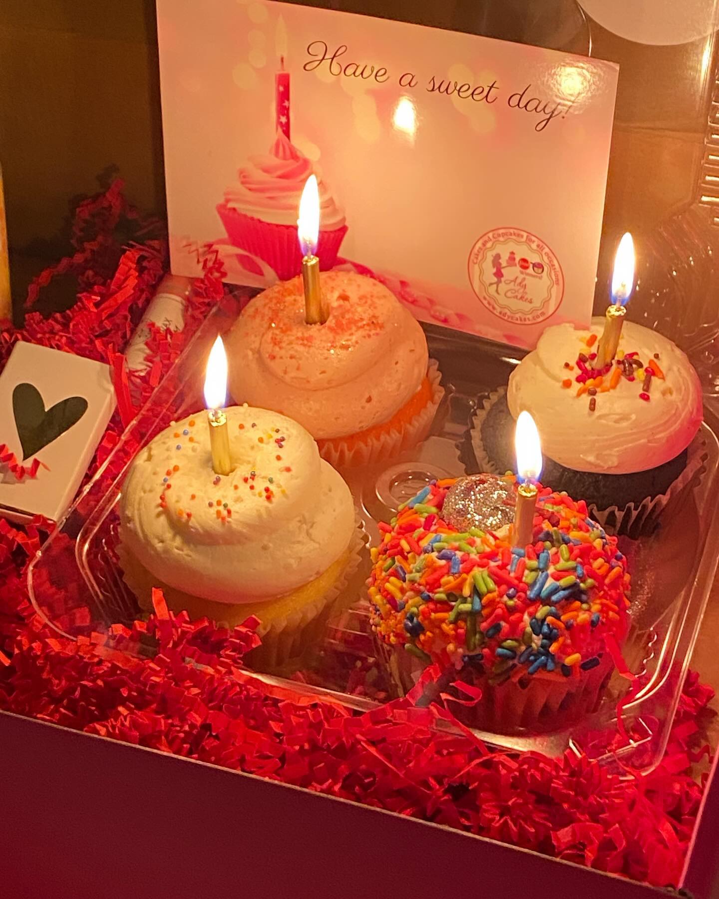 Happy 37 🎈 Bday To Me !! #bdaygirl #scorpion #happybirthday #grateful #loveislove #37 
-
-
Amazing bday cupcakes from @adycakes_pa  #cupcakes #readingpa #suportlocal #bdaycupcakes 

-
-