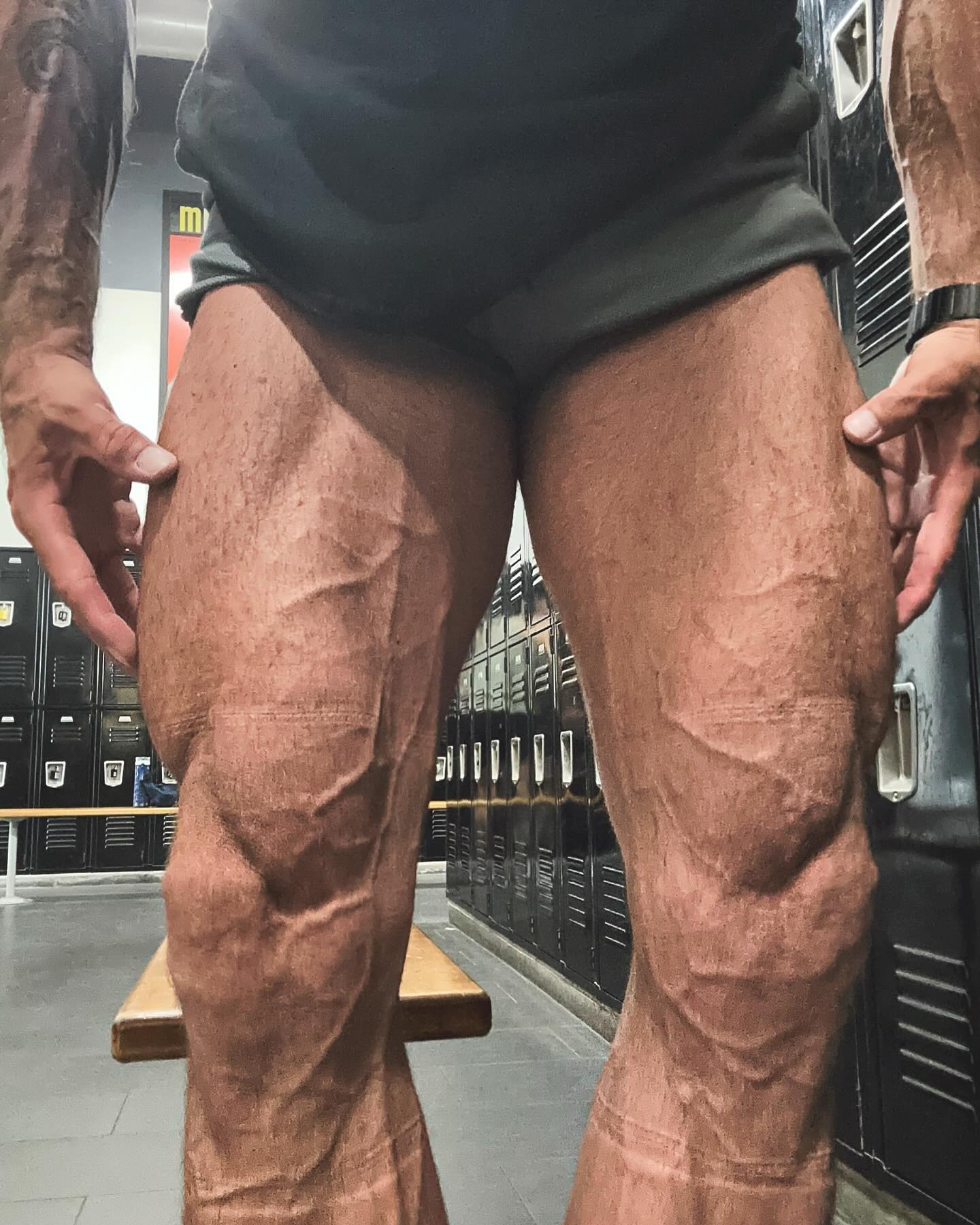 Quads Day in the Bag! #quads #quadsworkout #legday #squats #lungesandsquats #lunges #quadseparation #fitover50 #gayfit #gaymuscle #gaymuscles #vascular #vascularaf
