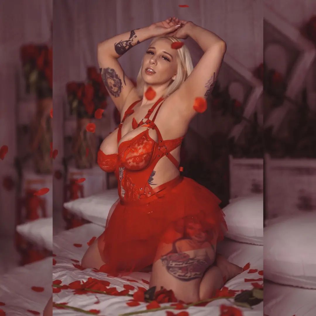 For your lovin’, I’ma Die Hard like Bruce Willis 🌹💋

Photographer @lionframer
Event Picture Party All-Stars
Host @stacebernardphotography
Hair @plantvvitch420
Lingerie @avidlove.official

Harness was a Birthday gift from a fan. 💌 Please let me know if it was you as you only signed your first name and id love to properly thank you. 🫶🏻

TRAVEL NOTICE
Elkton, MD 3/29 @ Stace Bernard's Studio with @iamisabellasophia 😍📸
Chester, PA 3/30 Picture Party - Stace Birthday Celebration 🎉📸
Las Vegas, NV June 11-13 Stace Bernard's Vegas Takeover 🎰📸
Illinois 6/21-6/23 Model Mixer Hosted by @lovelylittleliv_
👯‍♂️📸
DM me for surrounding dates & areas, rates and booking info ⭐

0F @caitlinzielinski & @caitlinzielinskifree 
IG @caitlinzielinskiofficialmodel 
BigoLive @caitlinzielinski 

#glamourmodel #nymodel #fashionmodel  #happyvalentinesday