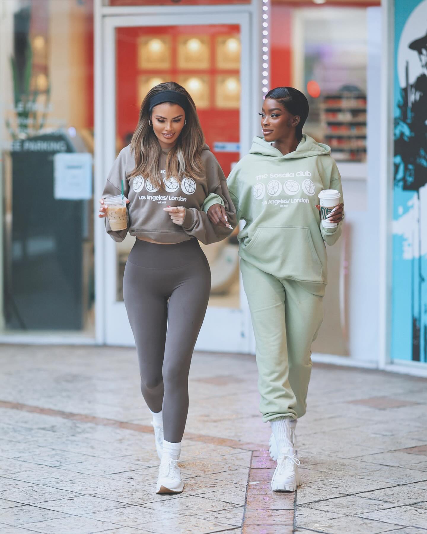 SOSALA, STARBUCKS & MUM CHATS ⭐️⭐️
.
The new collection is so comfy & cute 🥰 
@sosala DROP 2 is NOW LIVE and ready for you to SHOP! 
#AD photo credit - @bobby_pap_la ✔️