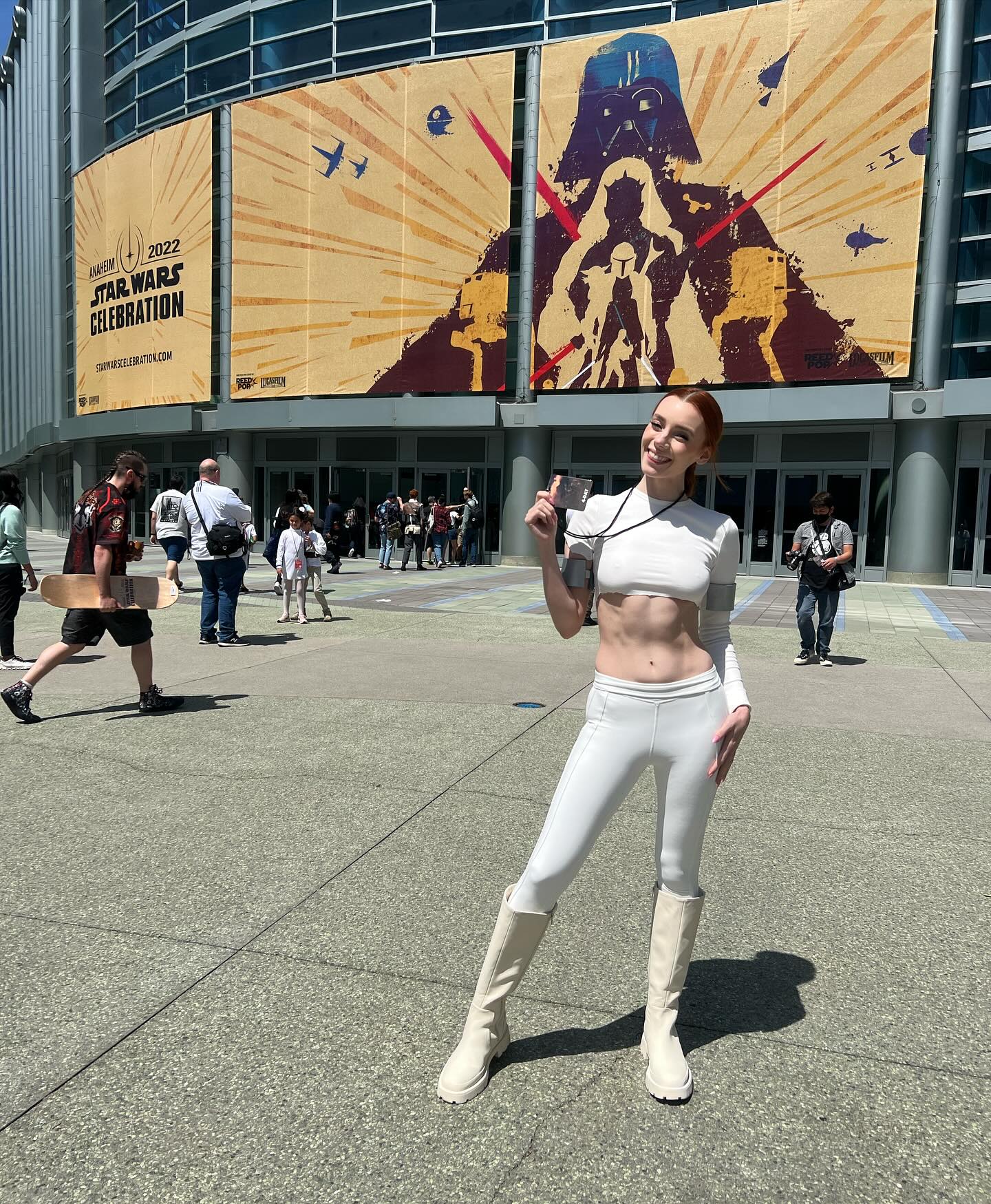 May the 4th be with you! Had to put together a little photodump of some of my favourite Star Wars fandom moments, and some from #starwarscelebration last year and the year before ✨ speaking of which…guess who will be in Japan for celebration next year? (Me!) 🤭

#starwars #maythe4thbewithyou #starwarsday #starwarsnerd #starwarsfan #redhead