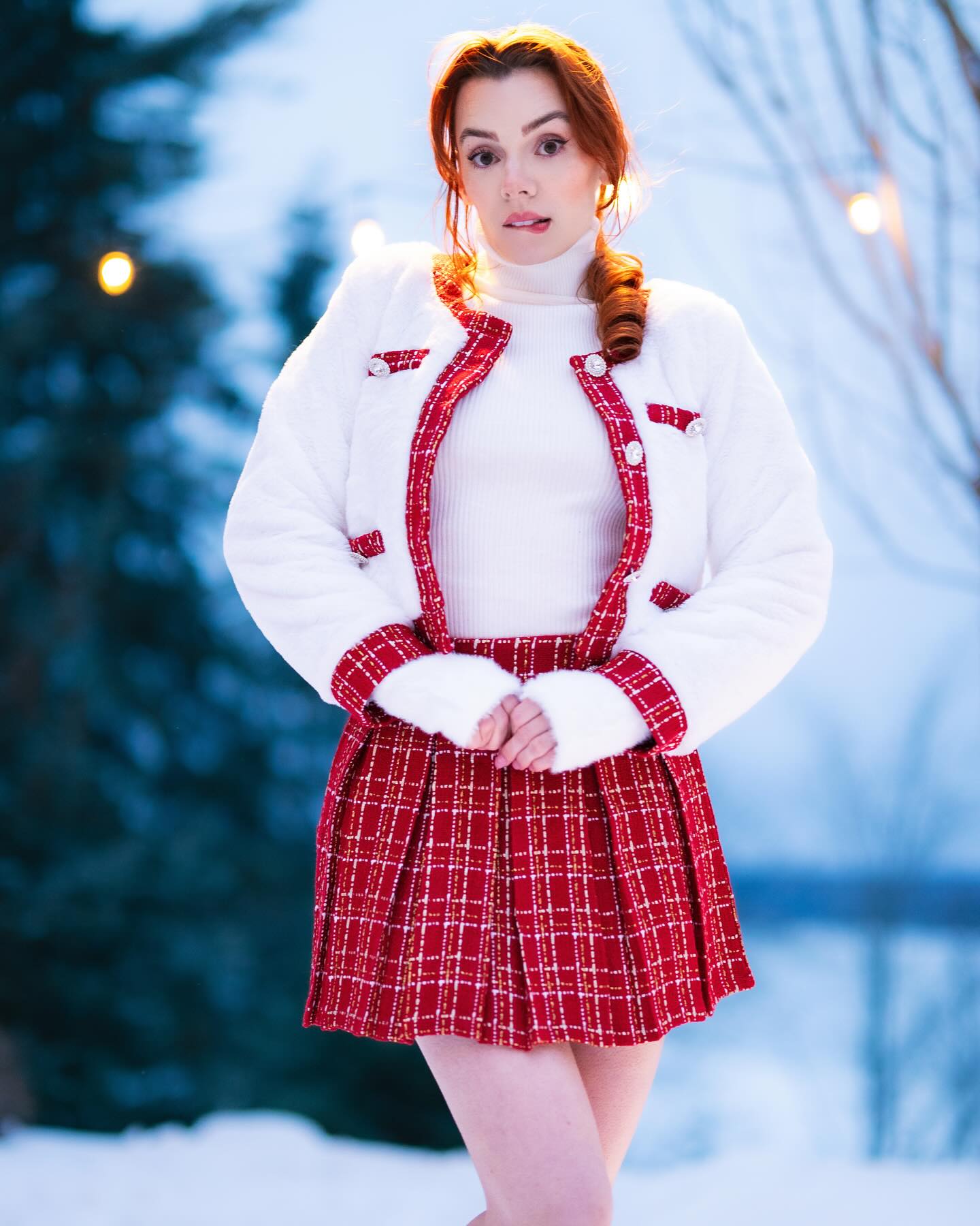 It seems like cold weather is finally done for this year, I’ll miss how good photos look in the snow but thats about it ♥️

Photo shot by @kameraninja