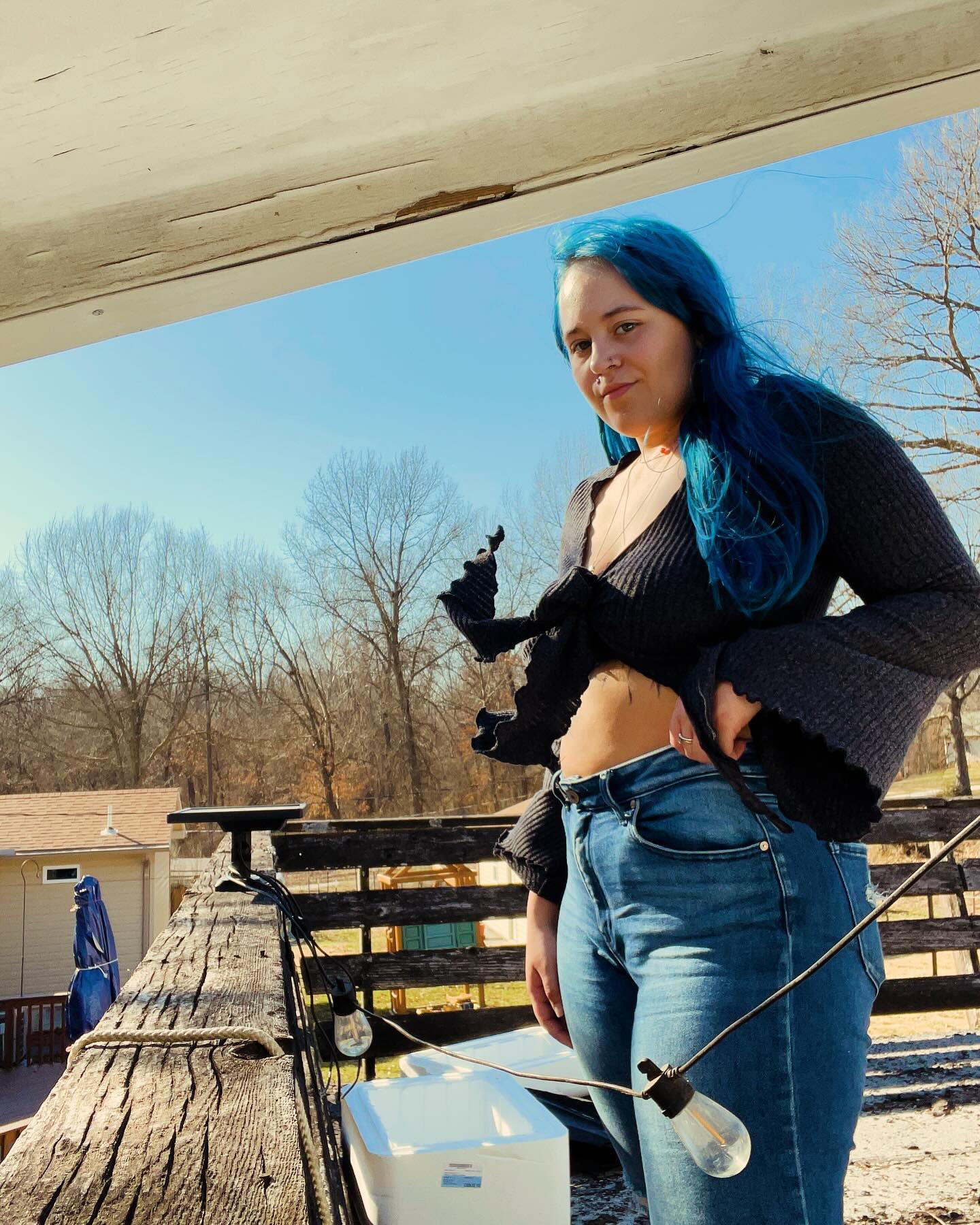 Was trying to take a cute picture of my outfit, but it was so windy
#tattoomodel #tattedgirl #inkedgirls #bluehairedgirl