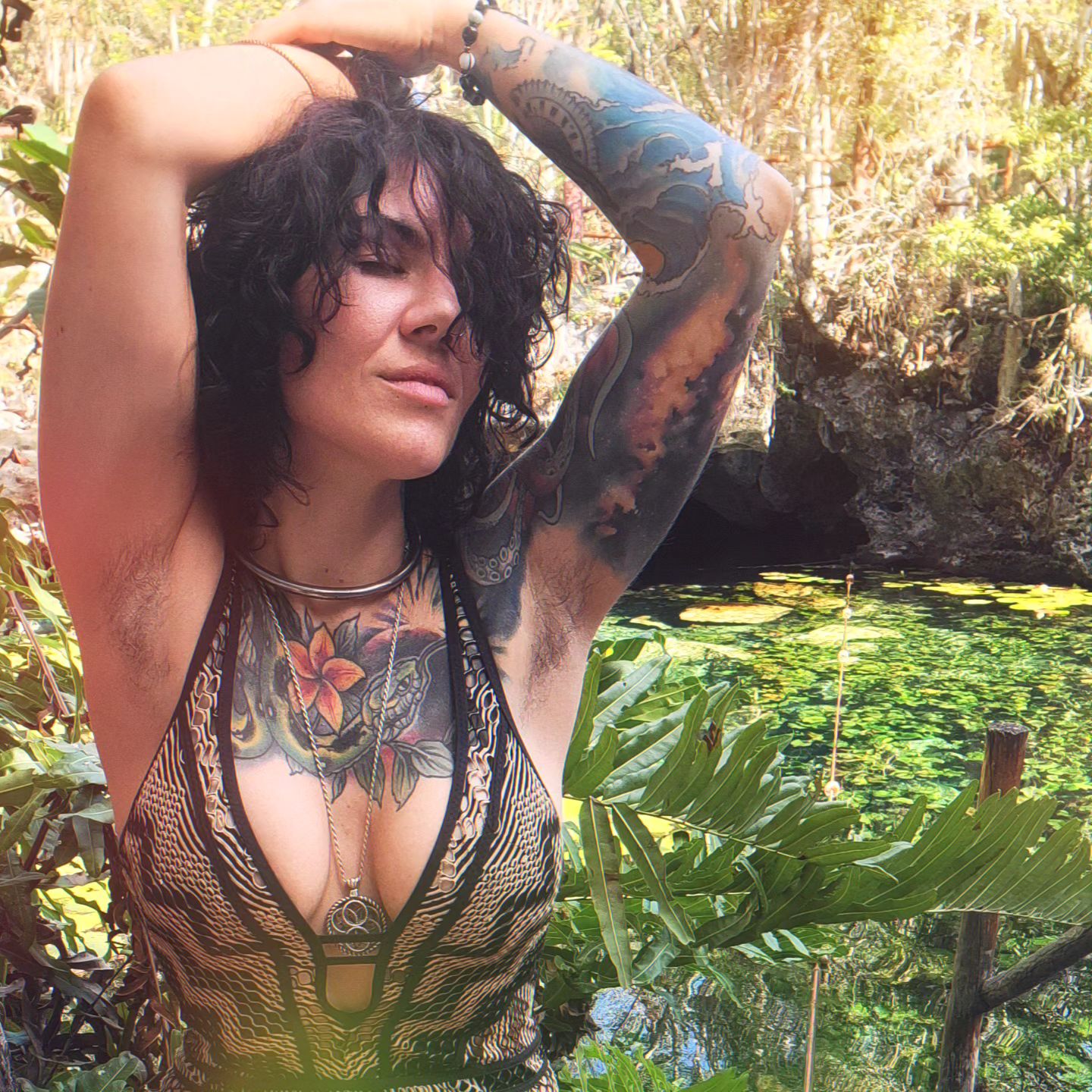 The theme this week is purification and alignment with my true north.

#digitalnomad #modelgirl #altgirl #optoutside #adventuregirl #travelporn #naturevibes #spirituality #manifestyourdreams #cenote #swimsuit #junglevibes