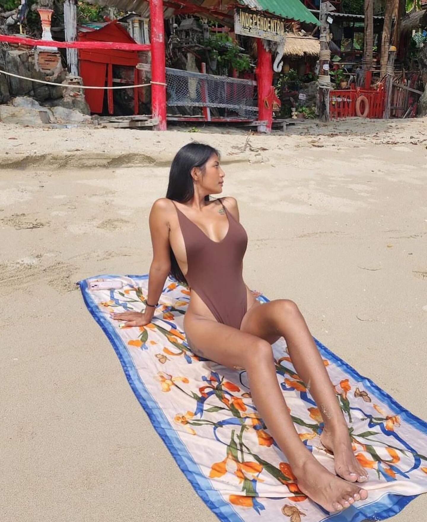 You can always catch me at the beach 😉 

Hit me up here ➡️ https://mayleefunfans.us 

#beach #beachlife #thailandbeach #travel #model