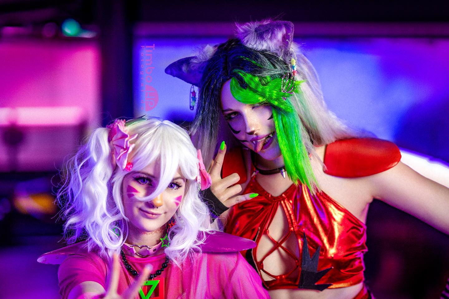 "Hey, I'm Roxanne Wolf! If you're looking for high-speed motor mayhem, Roxy Raceway is the place to be! Sign up today and be a winner! Nobody likes a loser."
•
•
Characters:
Roxanne Wolf - @polymerfuchs 
Glamrock Chica - @ganyux_ 
Game: Five Nights at Freddy‘s Security Breach
📸&✏️: @timbo_hp_cosplayfotograf 
•
•
#fnaf #fnafsecuritybreach #fivenightsatfreddys #fnafcosplay #fnafsecuritybreachcosplay #fivenightsatfreddyscosplay #fivenightsatfreddyssecuritybreach #roxannewolf #roxannewolfcosplay #roxy #roxycosplay #chica #chicacosplay #chicafnaf #glamrockchica #glamrockchicacosplay #cosplay #germancosplay