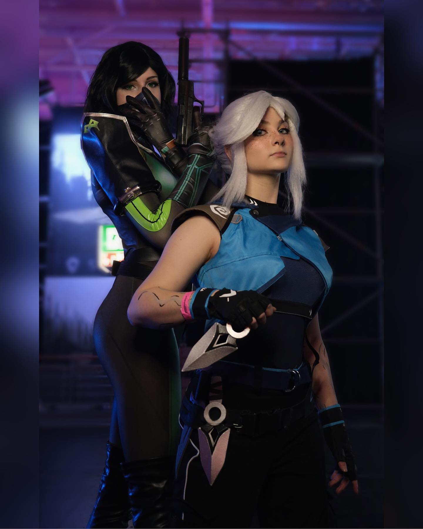 JETT 🌪️ VIPER 🧪
-
ME AND @polymerfuchs COSPLAYED JETT AND VIPER AT @dreamhackde SUNDAY !! it was so fun 😩🫶
-
pictures taken by @erynnyen !
-
tags!
#cosplay #cosplayer #cosplayersofinstagram #cosplaying #cosplaygirl #valorant #valorantgame #valorantcosplay #riotgames #jettcosplay #jett #vipercosplay #viper #vipervalorant #jettvalorant #dreamhackhannover #dreamhack #viral #gaming #gamecosplay