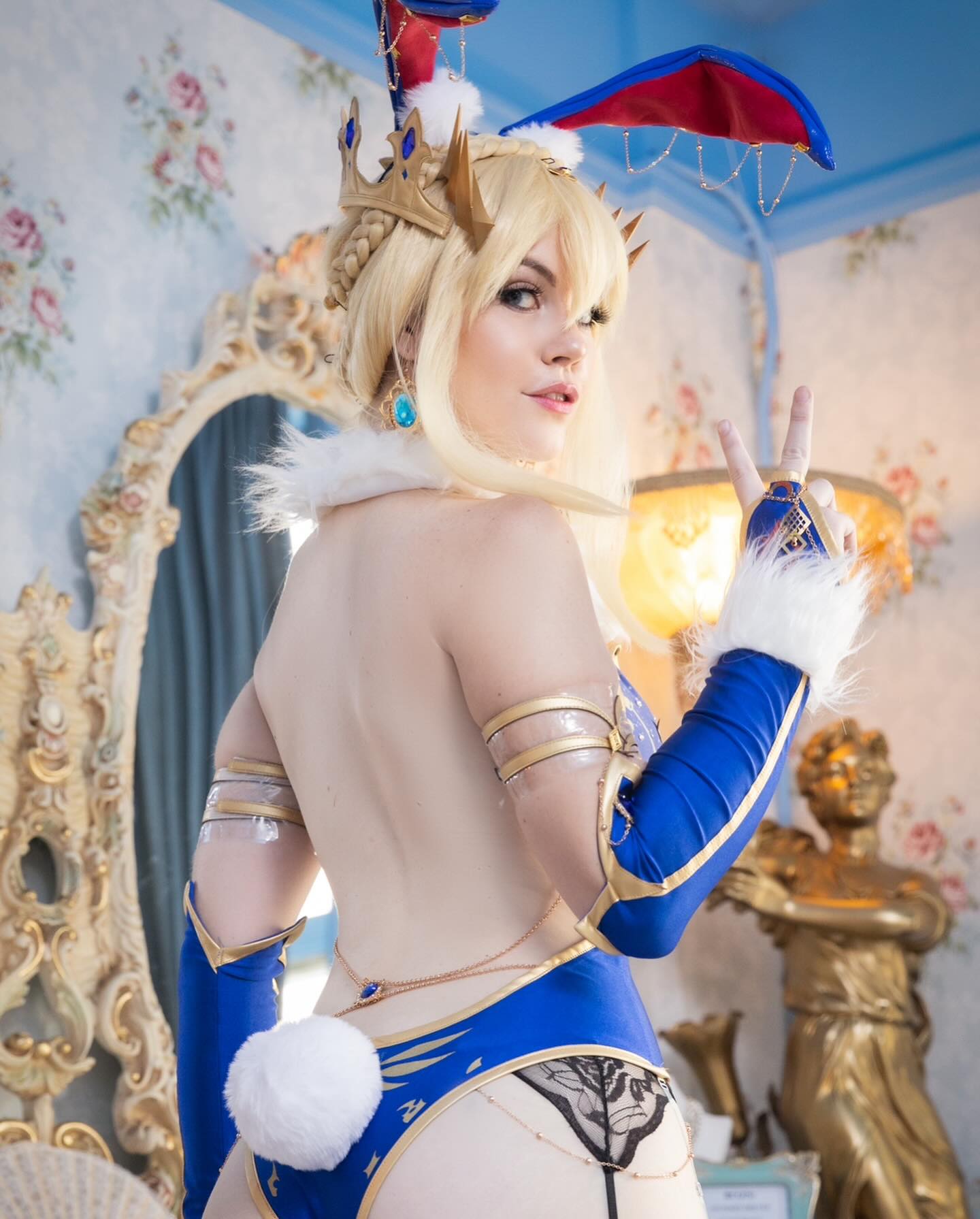 I’m technically a catgirl but doesn’t hurt to try on bunnygirl every now and then, yeah? #fatego #fatestay #fatestaynight #fatezero #arturia #lancer #saber #bunny #bunnygirl #catgirl #cosplayerofinstagram #cosplaygirlie #cosplaylife