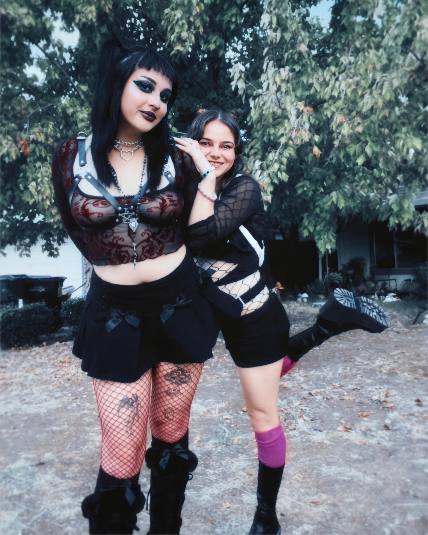 We look so cuteee 🦇🕯️❣️
•
•
#gothgirl #grungegirl #altgirl #grungefashion #grungeaccount #gothic #darkfairycore #fairygrunge #vampire #demoniacult #witchyvibes #witchcostume #fallaesthetic #halloween #grungefeed #gothicmakeup #egirl #egirlaesthetic @houseofwidow @demonia.shoes #girlswithtattoos #tattooideas #tattoo #girlswholikegirls #darkacademia #emocore #mallgoth #ootd #ootdfashion #fashioninspiration #alternative #alternativefashion @thegravegirls
