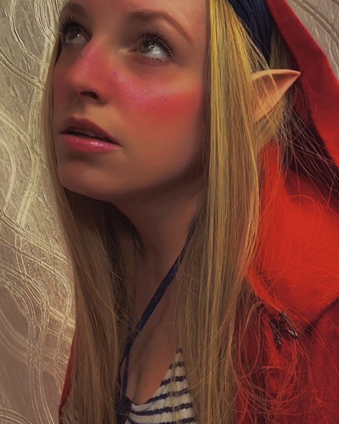 Hmmmm found this in my old phone. maybe it’s time for a Zelda come back. #zelda #cosplay #hypercolourgirl