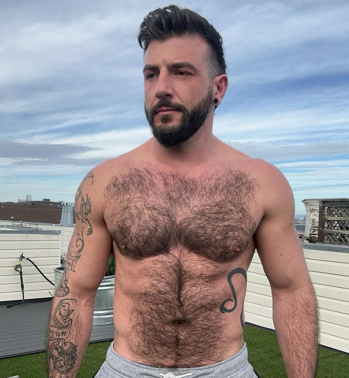 Little photoshoot on my new roof deck. The clouds were calling for it ☁️ 

.

.

.

.

.

.

#hikinggays #outdoorsygay #traillife #hairygaymen #hairygays #hairymuscles #hairymusclegay #hairysexy #sexyhairy #waterfall #musclegays #muscledad #muscledaddy💪 #musclesandtattoos