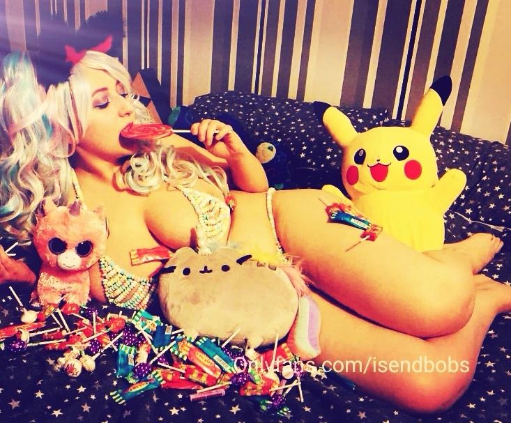 #candyland #candyqueen #lingeriemodel #egirlaesthetic #pikachu #cuddlytoys #bambilove #isendbobs