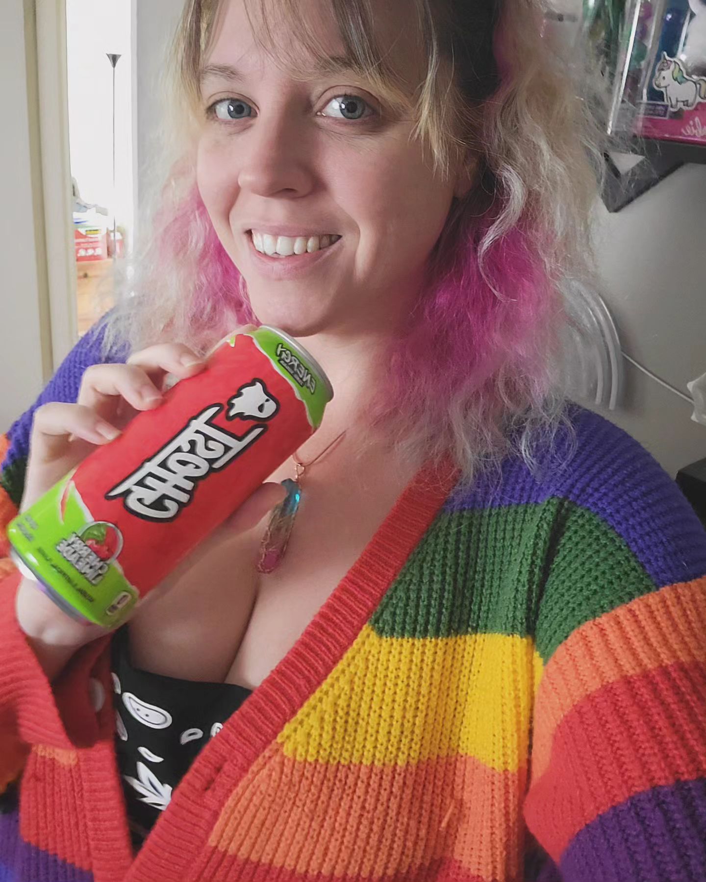 Lil energy booster for the rest of the afternoon. Even vacation days can be draining! #ghostenergy
💕❤️🧡💛💚💙💜💕

🦄
🌈
🦄
🌈
🦄
🌈
🦄

links in bio ❤️

#twitch #twitchaffiliate #supportsmallstreamers #smallstreamer #streamergirl #gaming #gamer #girlgamer #gamergirl #gamerlife #pcgaming #happy #positivevibes #instamood #cute #twitchgirls #thickwomen #rainbow #unicorn #bekind #bekindtoyourself
