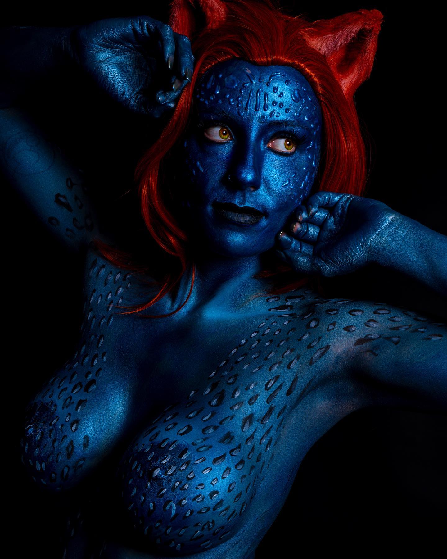 I can be whatever you want me to be.

Or maybe just your worst nightmare.
•
•
Bodypaint @castofthousandsstudio 
📷 @jessicajarmanphotography 
•
•
#mystiquecosplay #mystique #xmen #bodypaint #bodyart #art #nekocosplay
