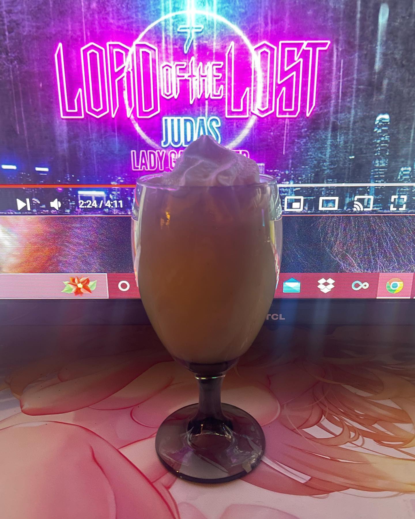 Eggnog and Nordic Labation topped with whip🖤#holidaydrinks Sipping on this while playing Ark🖤
