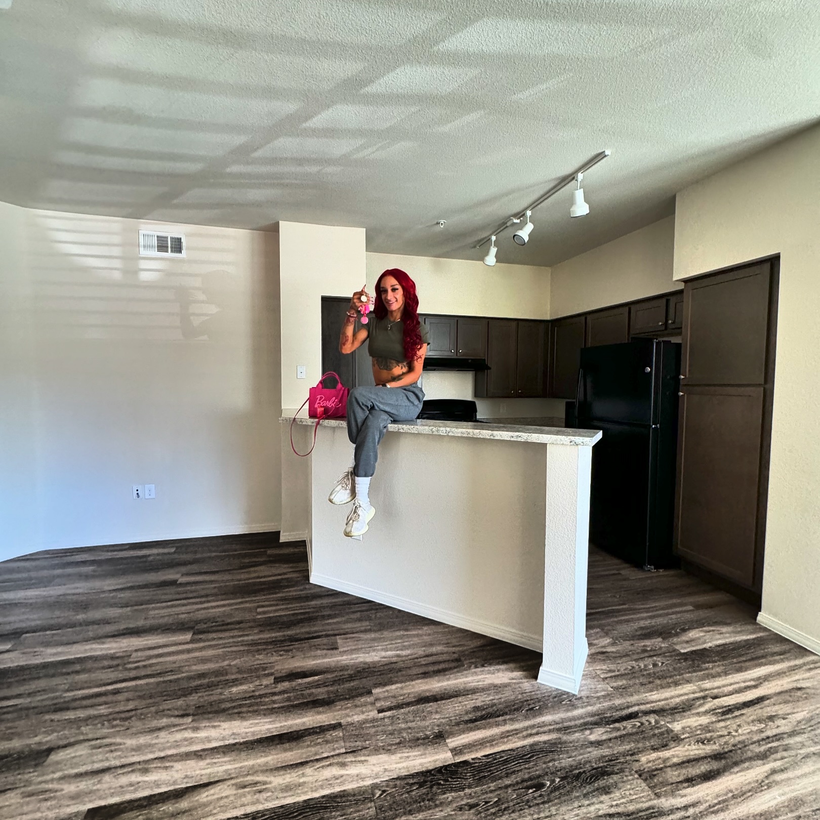 To new beginnings 🔑✨ ! 

I viewed these apartments 🏡 2 years ago right before I moved in with my friend for the last 2 years and I promised I would get it when the time was right 🙏🏽. Since I turned 18 I have lived with literally everyone from friends, to bestfriends, family, co-workers, boyfriends, the list continues 📦 just to not be alone but you must grow 🦋. I’m so excited to start over and paint this place RED 📍.

#NewBeginnings #NewChapter #LasVegas #TS #Transgender #NewApartment #SofiasTransformation2024 🏳️‍⚧️