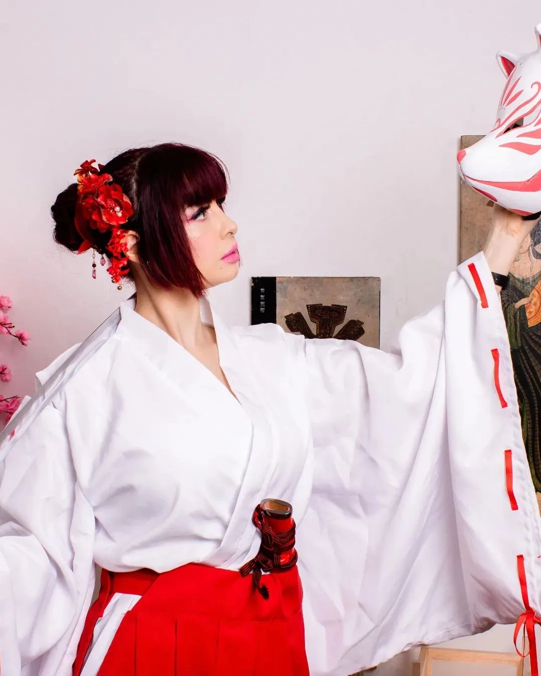 Recordando la visita de la hermosa @marya.vampaia vestida en kimono, como geisha y sacerdotisa.
No dejes pasar la oportunidad de tener tus fotos de amigos y pareja con sabor japonés!!!

Lente de @ziemmu
.
.
.
.
.
.
.
.
.
.
.
.
.
.
.
.
.
.
.
.
.
.
.
#sesiondepareja #sesionesfotograficas #sesionfotografica #sesiondeboda #sesiondefotos #sesiondeaniversario #magdalenadelmar #matrimonio #aniversario #amor #estudiofotografico #siemprejuntos #arehpj #amorverdadero #nikkei #tusan #deshonor #sesionesdeestudio #cosplay #cosplaychallenge #geisha #maiko #kimono #kimonostyle #photography #sesionpareja #beautiful #sanvalentin #sanvalentin2024