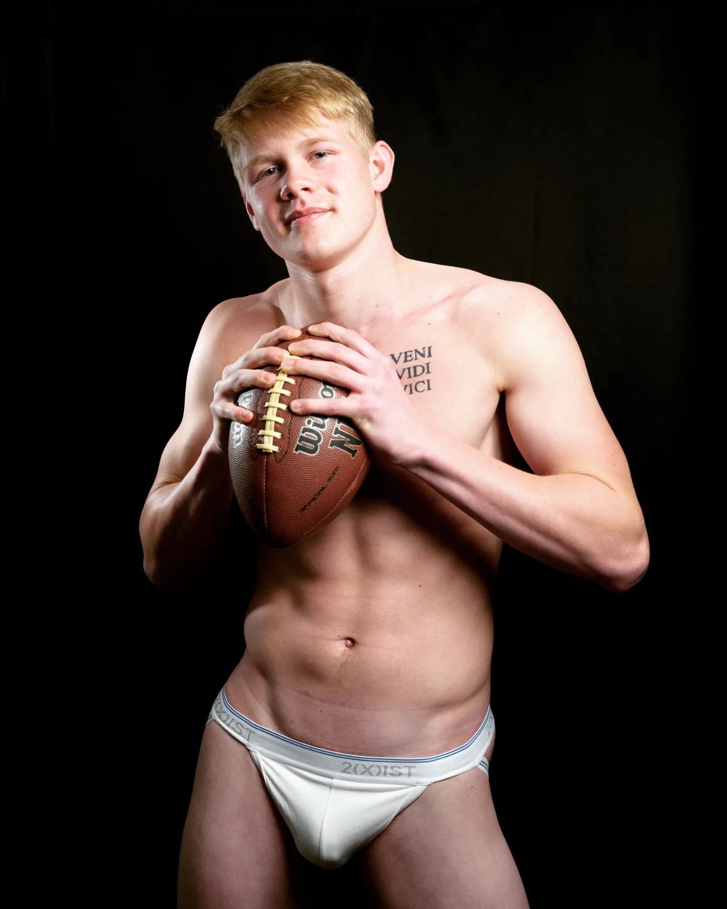 Who you got in the #superbowl today? Philly or KC? Maverick Male James is ready for some action. 

#football #malemodel #jock #jockstrap #underwearmodel