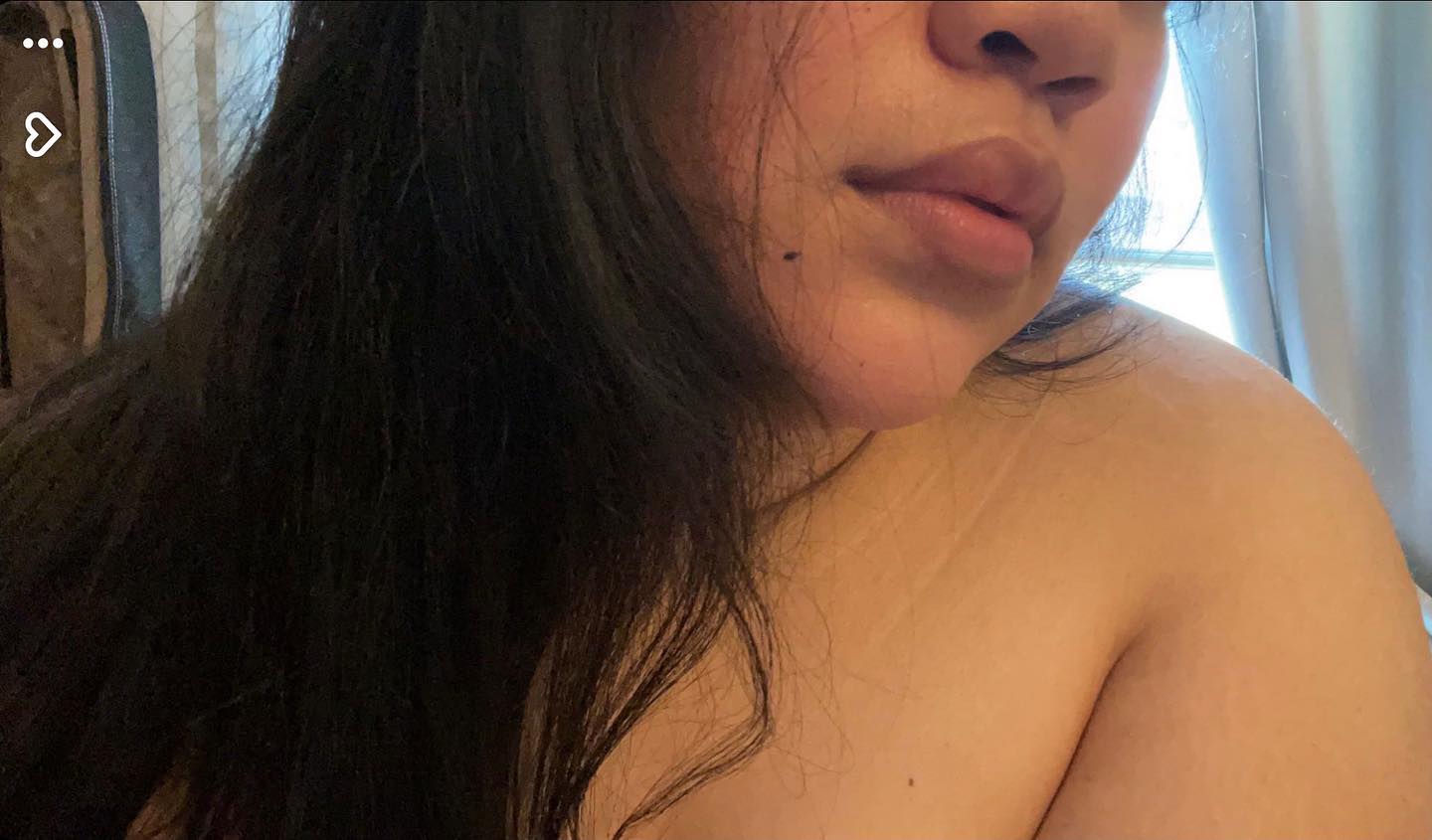 🍰 keep it casual 🍰
🍓I hope today is kind to you🍓

♡
♡
♡
♡
♡
#good #filipina #lip #lipart #bbwlove #bbwadmirer #thickasian #bodypositive #soft #gentle #asianbbw #allnatural #bareface #nomakeup #nomakeupselfie #nofilterneeded #mixed #blasian #blasiangirls
