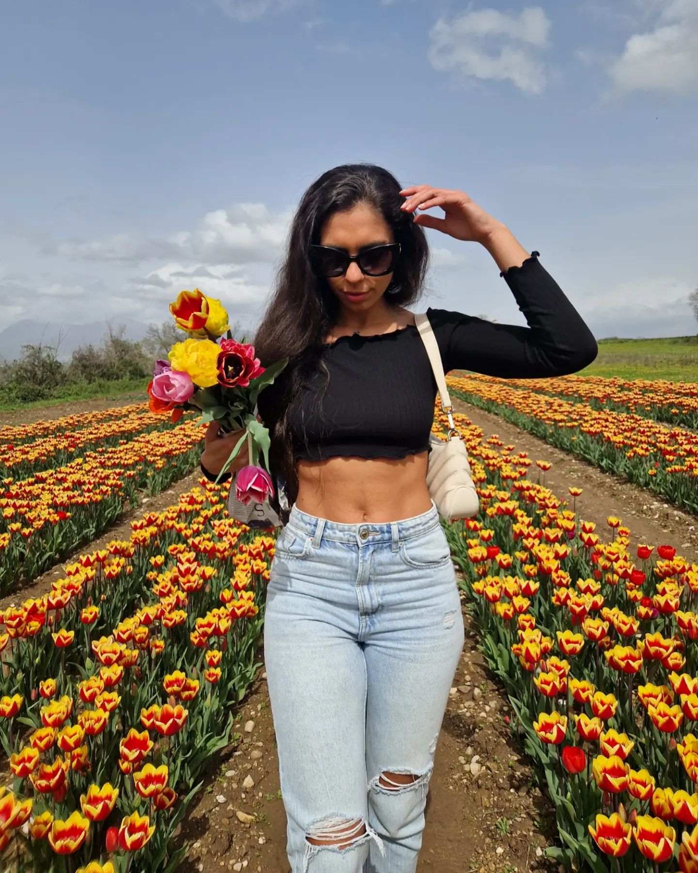 🌷🌷🌷

#tulips #tulipani #girl #girls #brunette #colors #natura #nature #model #modella #italy #Italia #flower #flowers #primavera #spring #moodoftheday #photooftheday