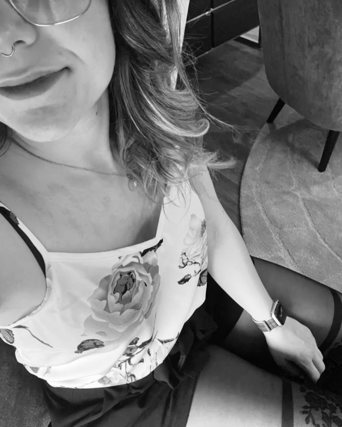 😇😇😇

#date #strumpfhose #sexy #leggins #straps #strapse #halterlose #kopfkino #inkedgirls #septum #heiß #photooftheday #photography #selfie #content #hot #hotpants #hotpan
