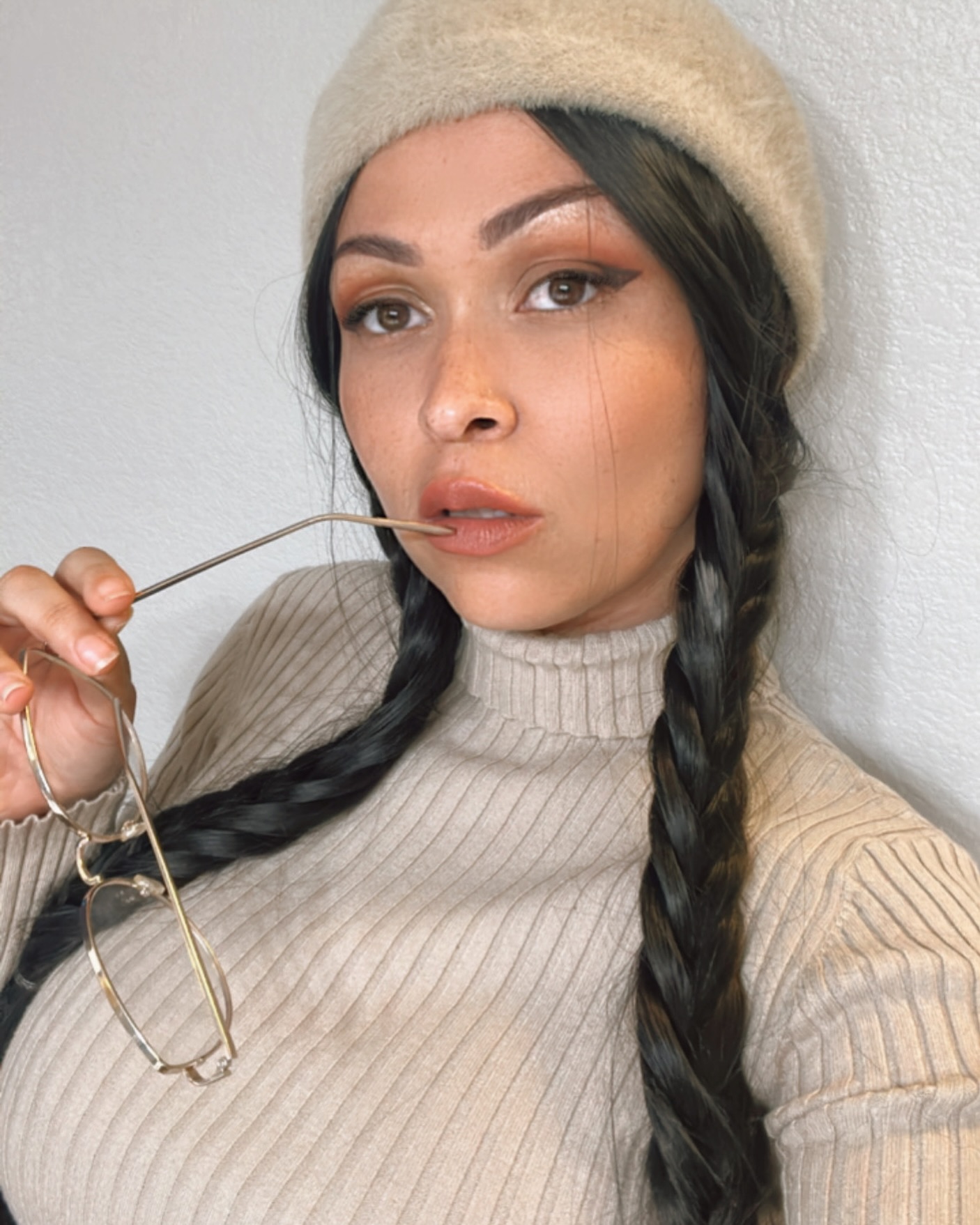 How was the peck of peppers Peter Piper picked already pickled?

#mixed #shapeshifter #browneyesgirl #browneyesmakeup #mixedgirls #girlswithglasses #pigtails #herringbone