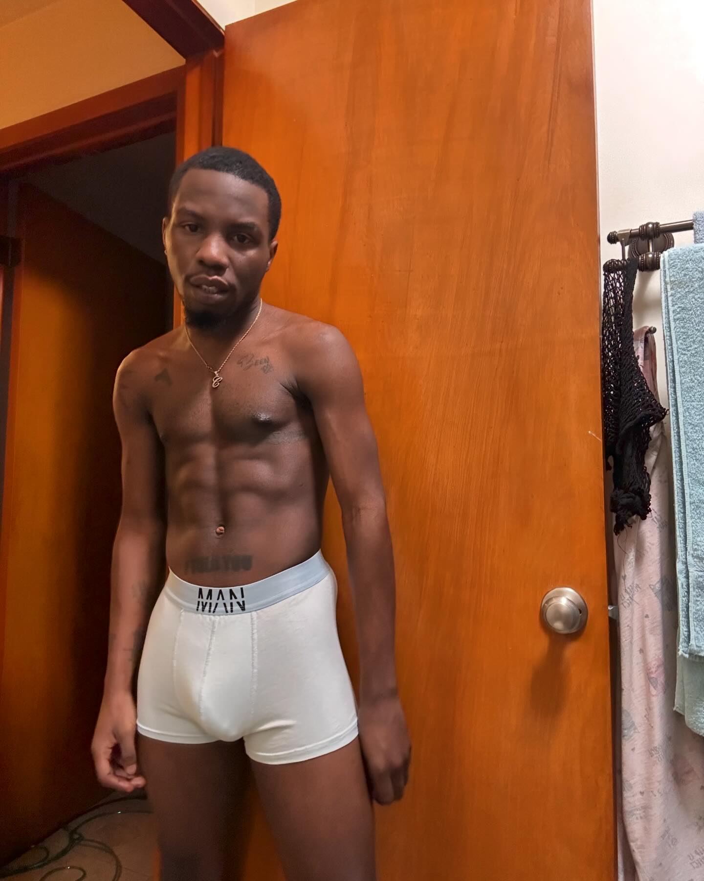 Baby, I just want some head in the mornin’😏

Sex overseas in the sand so it never get borin’ 😩

Show me I’m important🧐

#annmarie #tripolar #tripolar2 #tripolar3  #therapy #onlyfans #chicago #man #manunderwear #rihanna #sza #explore #explorepage✨ #model #chicago
