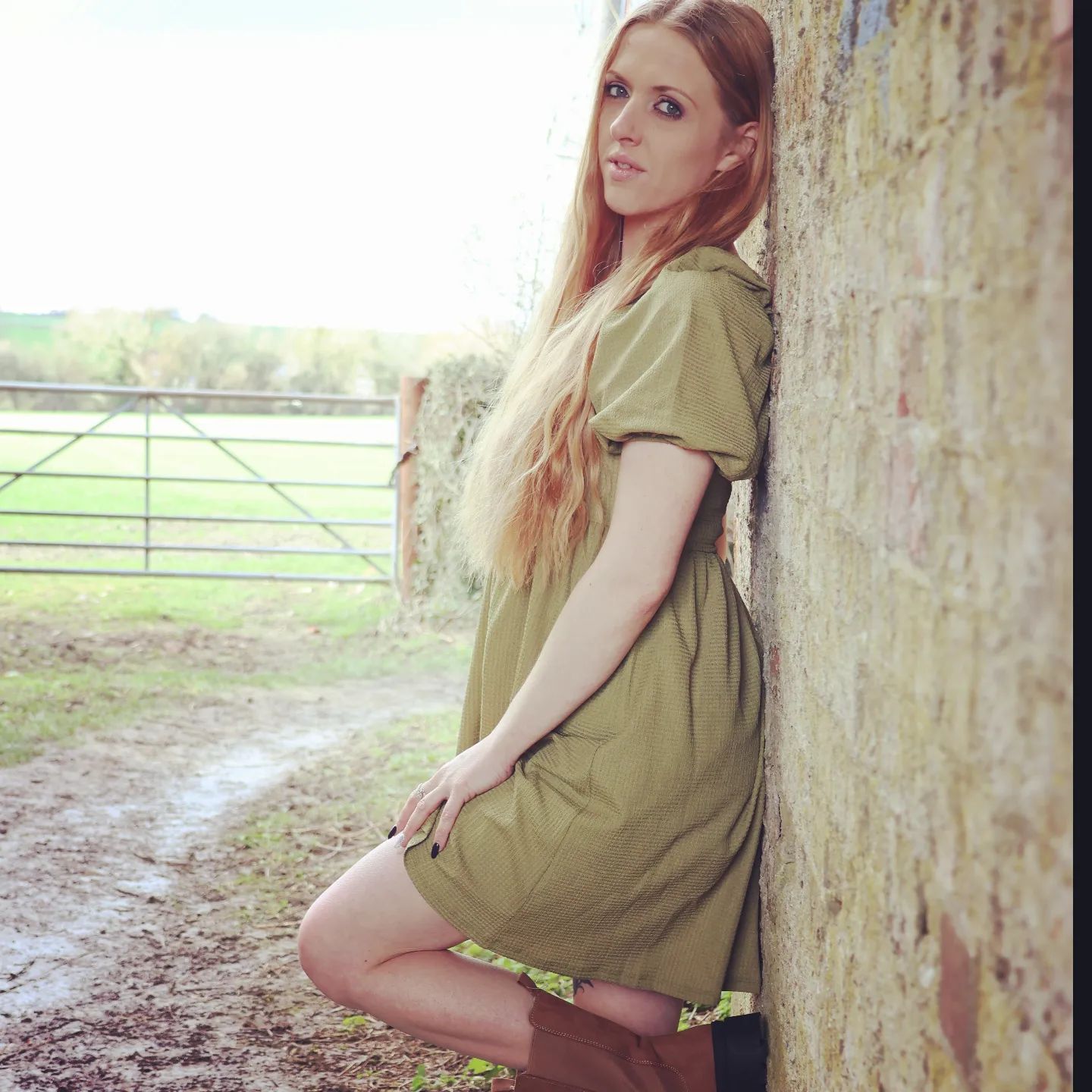 .
. 
#Countrygirl #photography #green #dress #boots #railway #bridge #happy #life