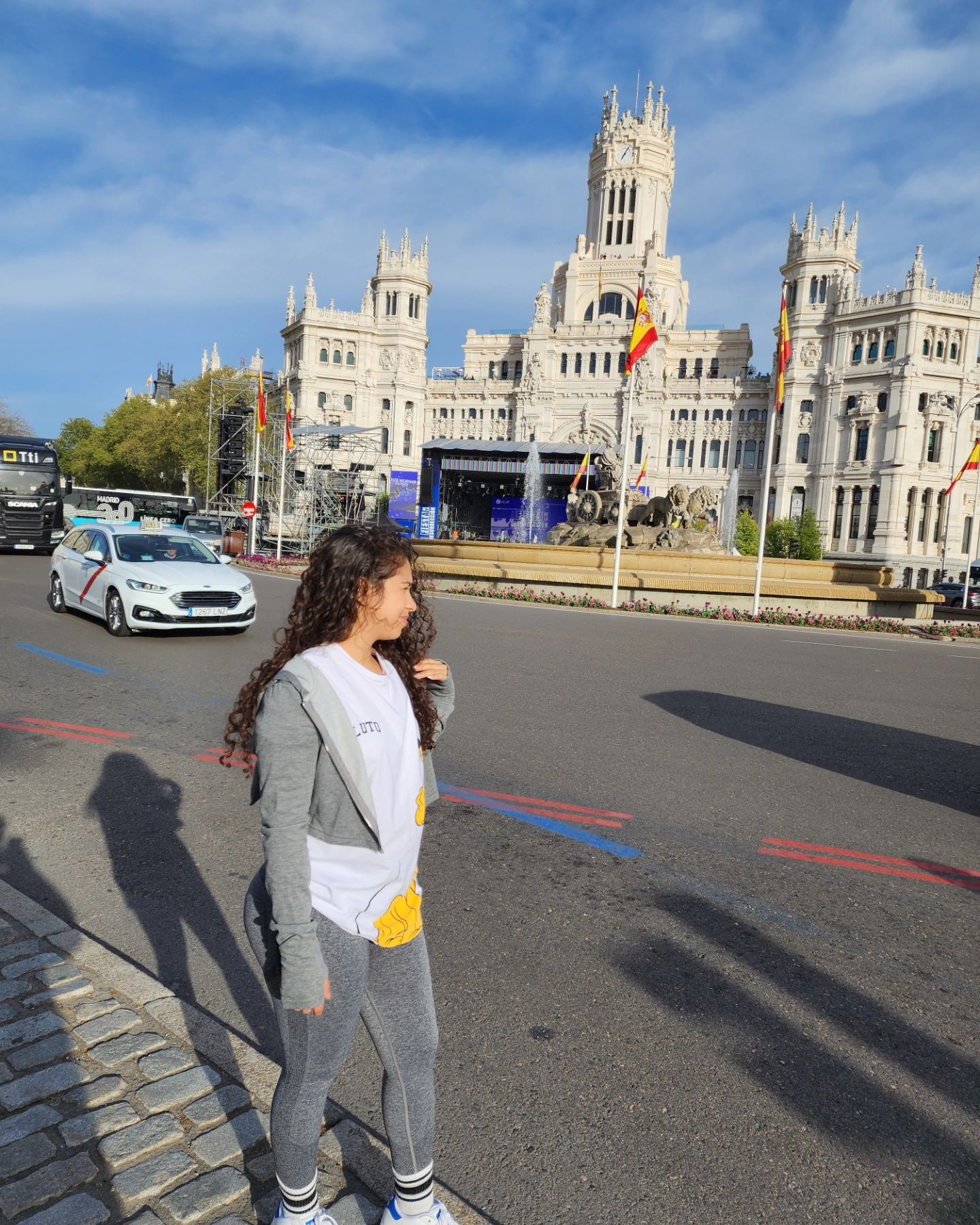 Knowing a little about Spain 🇪🇸
Conociendo un poco de españa 🇪🇸✨

.

Comenten lugares lindos para conocer de Madrid 🇪🇸
Tell me about nice places to meet in Madrid 🇪🇸