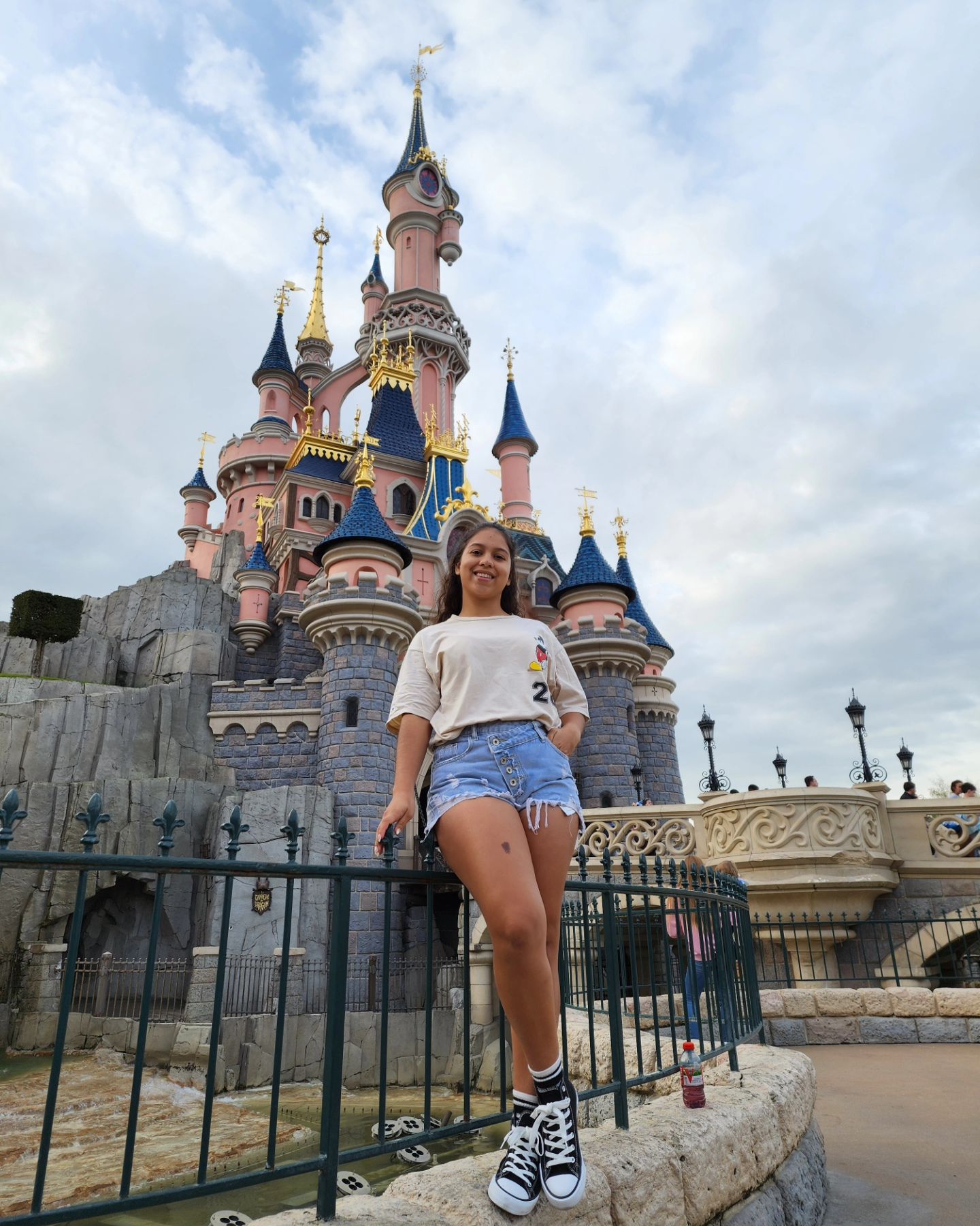 Disneyland Paris💫🇨🇵🥹fue muy lindo y mágico 💫It was very nice and magical ✨