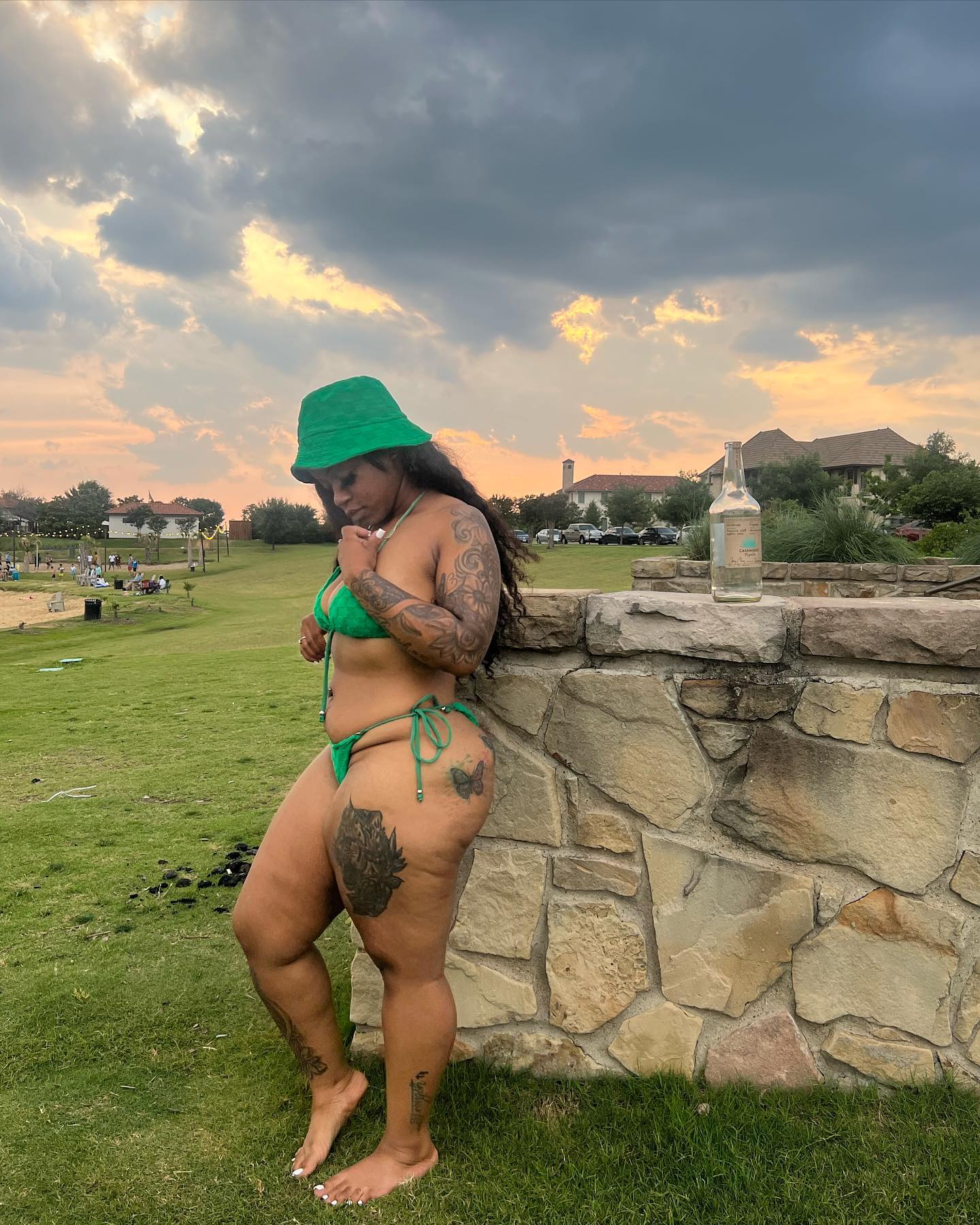 Hard to forget but here’s a reminder 💚🐐 

Swimsuit👙 @xtherealkdoll