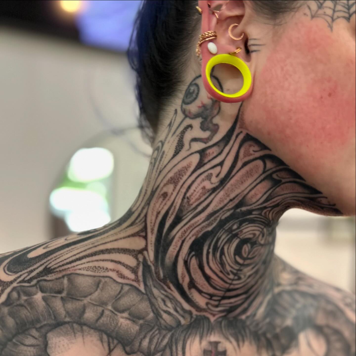 Finished “As above so below” throat spiral with hidden spider and 666 🌀🕷️#spiderlegs#throattattoo#necktattoo#spidertattoo#inkedgirls#tattooedgirls#treehousecustomtattoo#tattooyourface