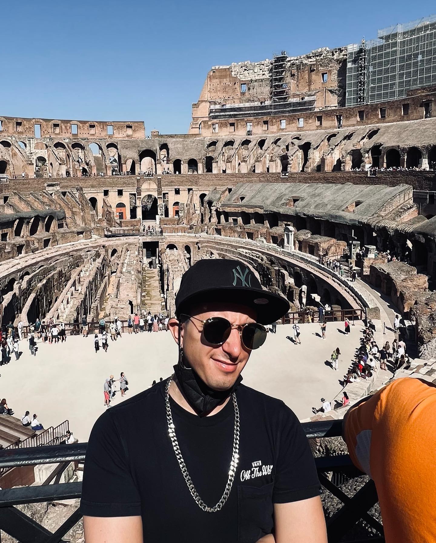Second day in Rome!
So many steps done, tried af 💪🏼
#me #myself #photo #colosseum #colosseo #pantheon #piazzanavona #spritz #food #cacioepepe #man #guy #boy #teen #instaboy #instaguy #instaman #instaphoto #instagram #iPhone #iPhone13ProMax  #gay #gayboy #gayman #gayguy #gaylife #gayfollow #instagay #gayselfie #grindr