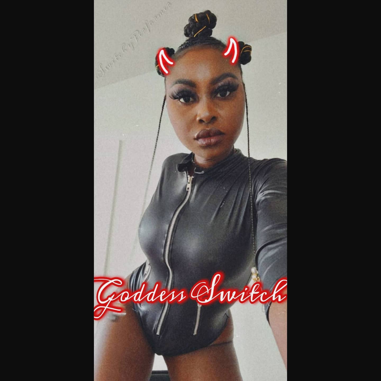 OBEY 😈
.
.
I'll be open for bookings all 2022!
Seeking servants, submissives, and sissys to slave for me & $end! 🤑
.
#SwitchyPerformer #dominatrix #dømme #dominantsubmissive #ebonyfemdom #ebonyfindom #goddess #ebonydomme #blackbdsm #bdsmcommunity #dømme #blackbdsmcommunity #bdsmlife #femmedomme #blackdomme #sissy #sissyboy #sissyslave #servant #bdsmslave #bdsmslavetraining #onlyfriends