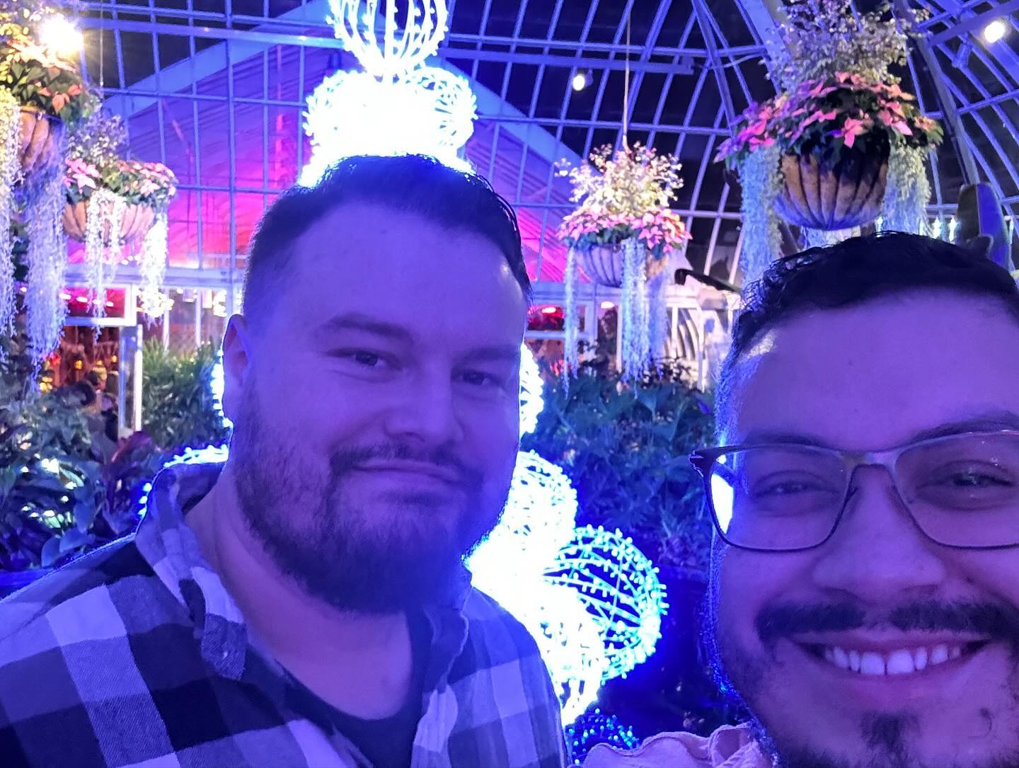 Holiday Date Night at the Conservatory!🎄🎁 #thehusbears