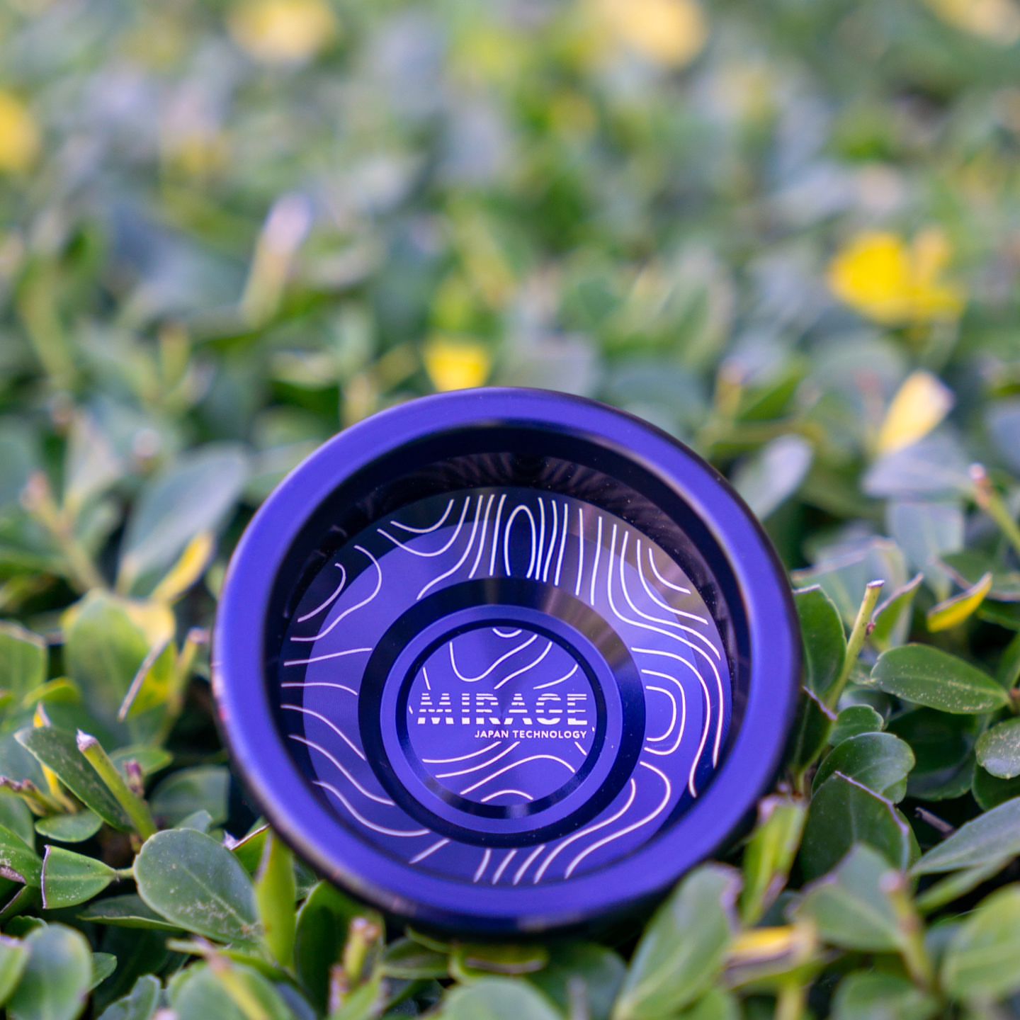 Little obsessed with @japantechnology honestly. 
Mirage 24 is gorgeous 😍 
#todaysthrow #yoyos #yotography #yoyo