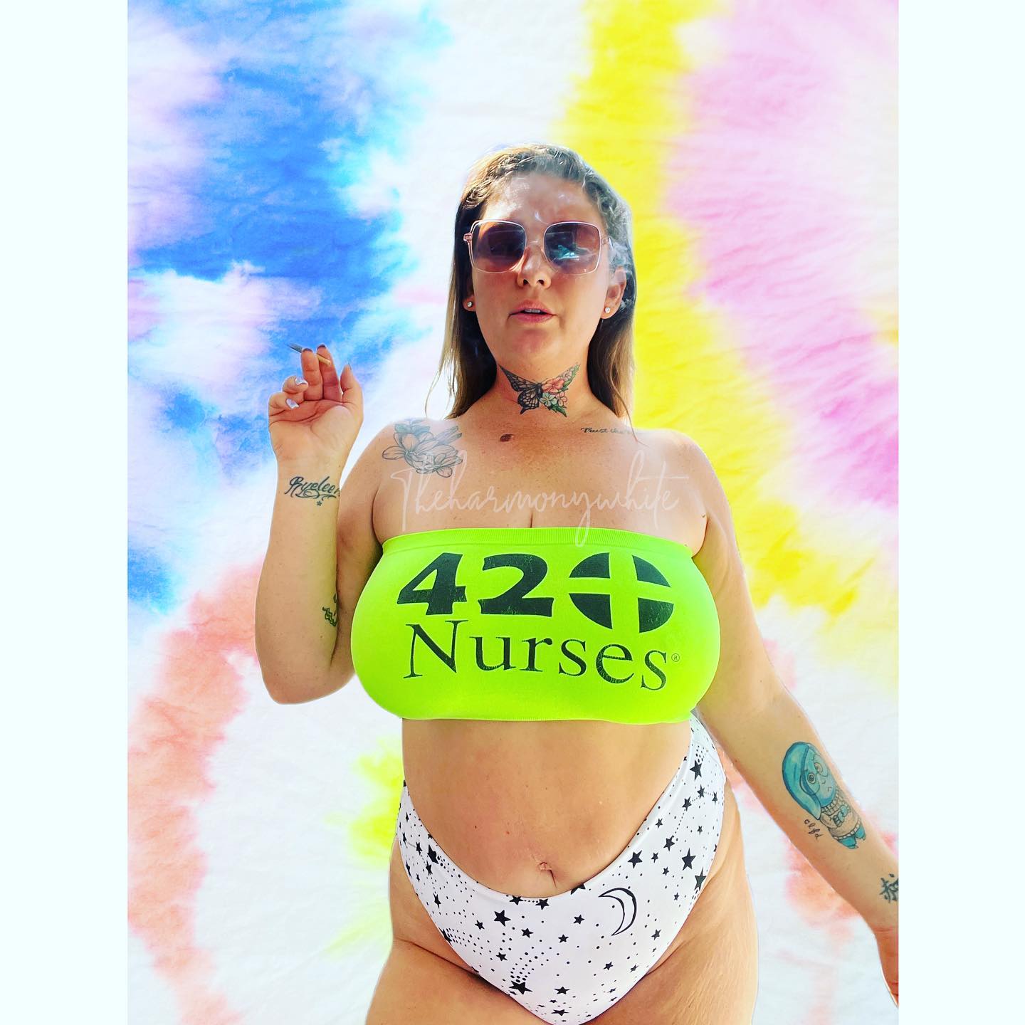 Happy 420 lovers 🌬️🍁 get outside today . Breathe in some fresh air and do some meditation.  Touch grass .
Smell flowers . Eat wholesome food and vibe it out . Bust out the water colors or another creation. Show yourself some love . And don’t forget to stay lifted and hydrated . 
.
.
.
#selfcare #420nurses #healthiswealth #florida #sunshine #harmonywhite #smokeone #marleyday