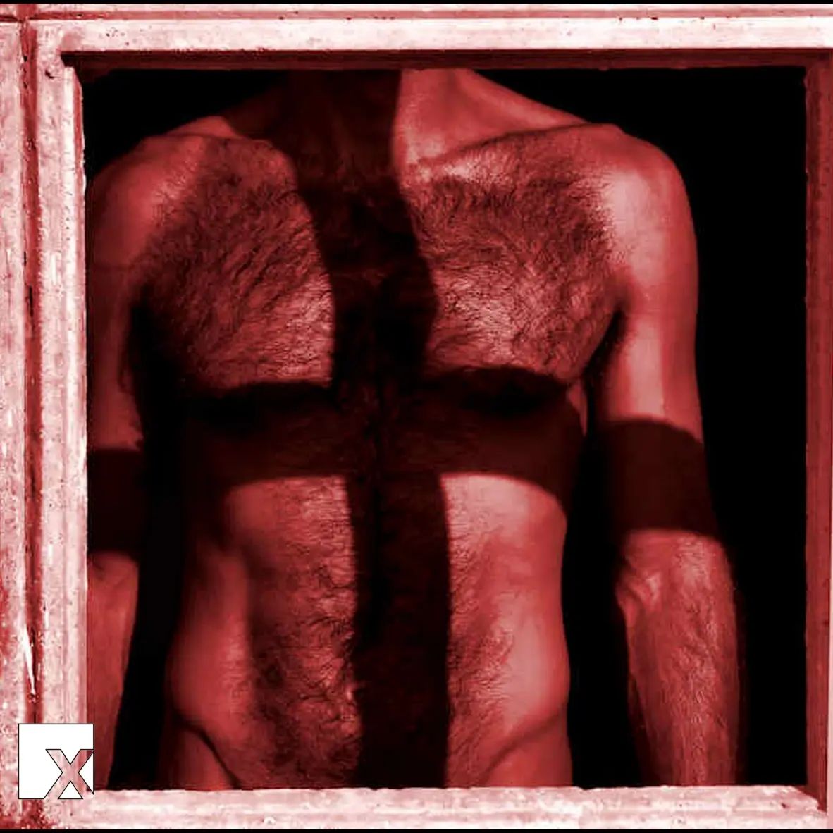 #red #hairy #photo # shootingday #chest #gym #muscle #gay #pose #xposed #homoerotic