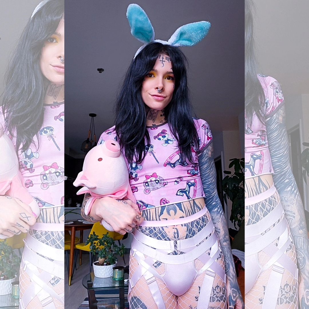 Would you adopt a little bunny like me ? 🖤🐰
#trans #transgirls #transgender #mtf #maletofemale  #girlswithtattoos #tattoos #alternative #altgirl #viral #trend #reels #explorepage #boytogirl #inkedgirls #facetattoo #emo #egirl #metalhead #metalgirl #tattooedgirls #pastelgoth #goth #bunny
