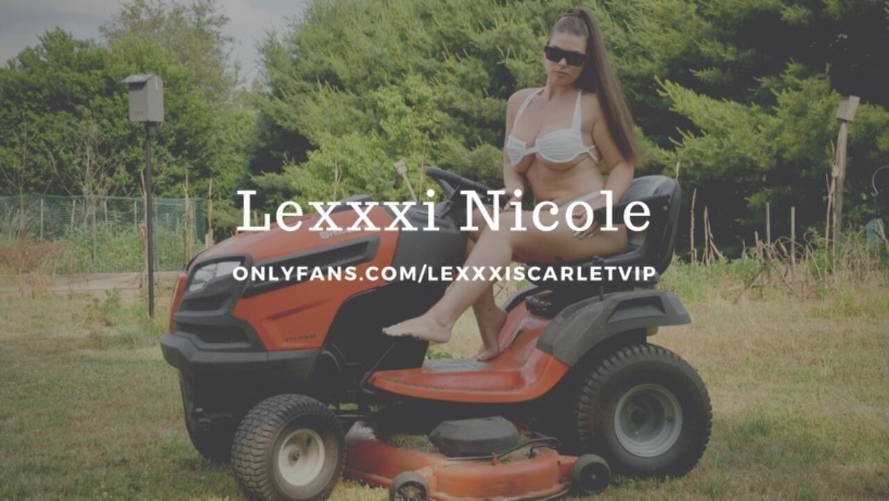 See Lexxxi Nicole Scarlet 💕😘 profile