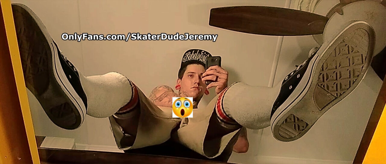 See SKATER DUDE JEREMY and his beta boy profile